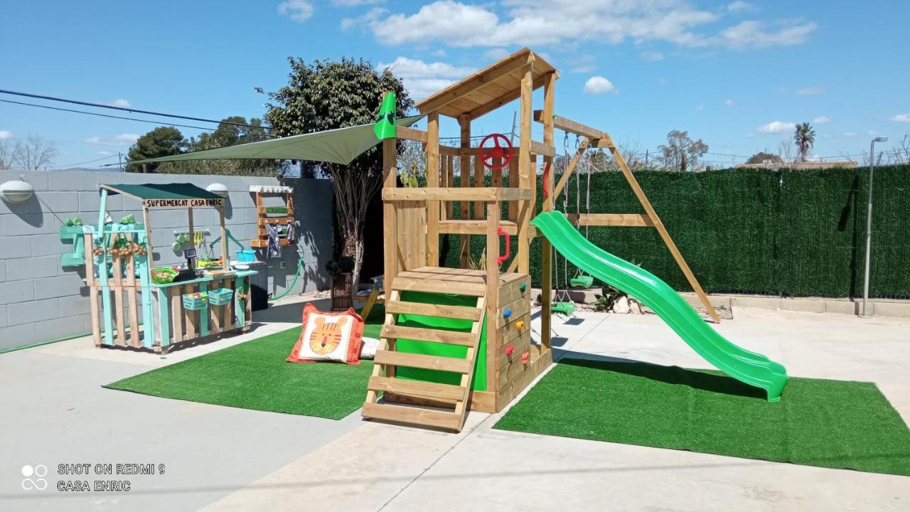 בית הארחה דלטברה 	Casa Enric , Con Zona Infantil, Piscina Y Parking Privado מראה חיצוני תמונה