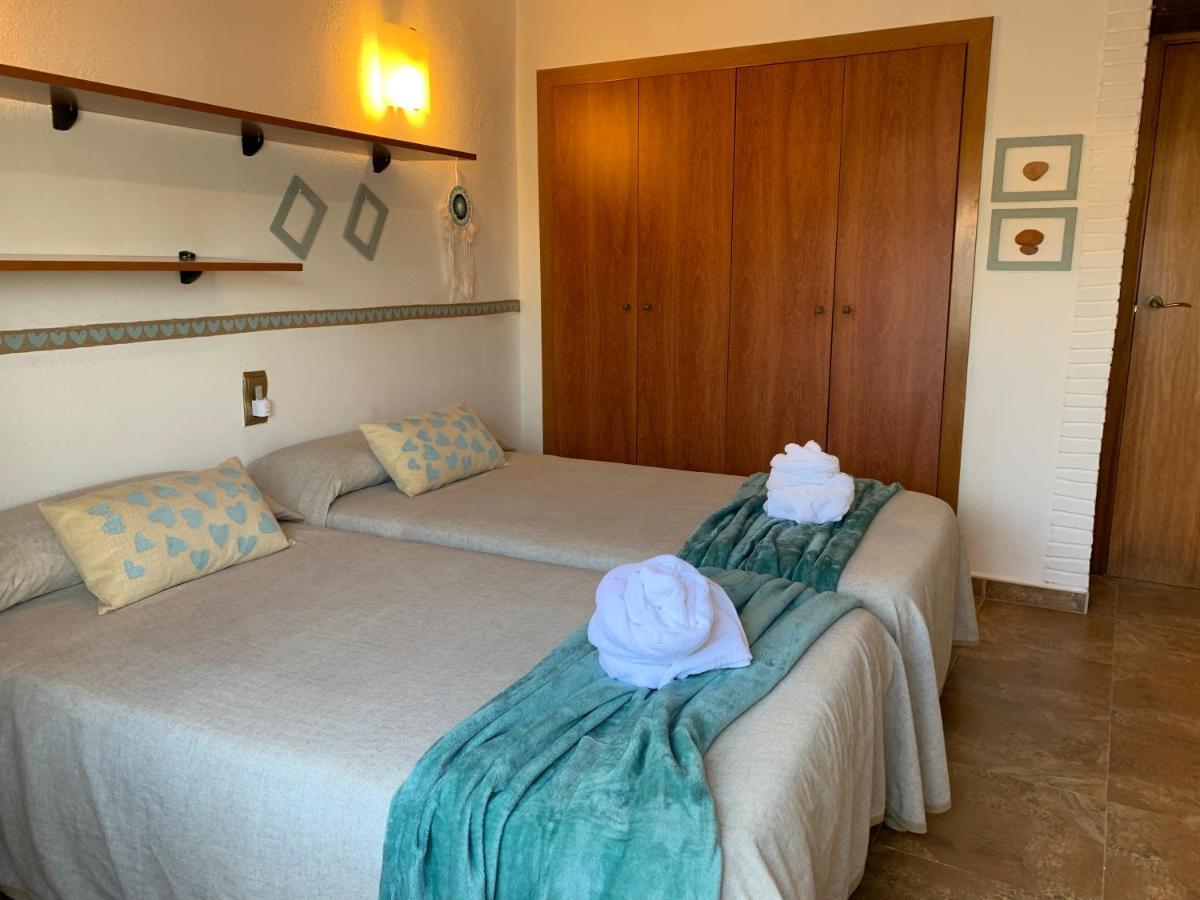 בית הארחה דלטברה 	Casa Enric , Con Zona Infantil, Piscina Y Parking Privado מראה חיצוני תמונה