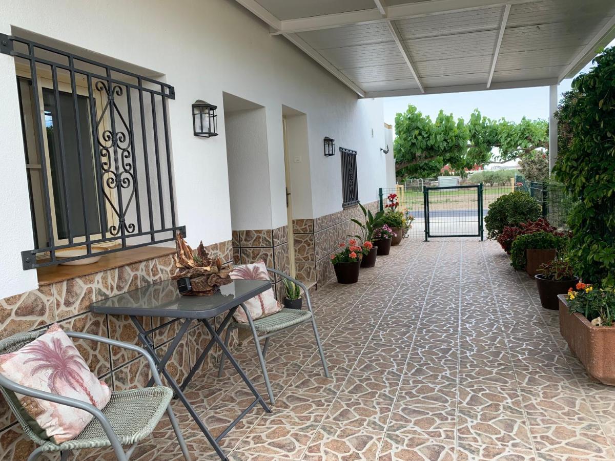 בית הארחה דלטברה 	Casa Enric , Con Zona Infantil, Piscina Y Parking Privado מראה חיצוני תמונה