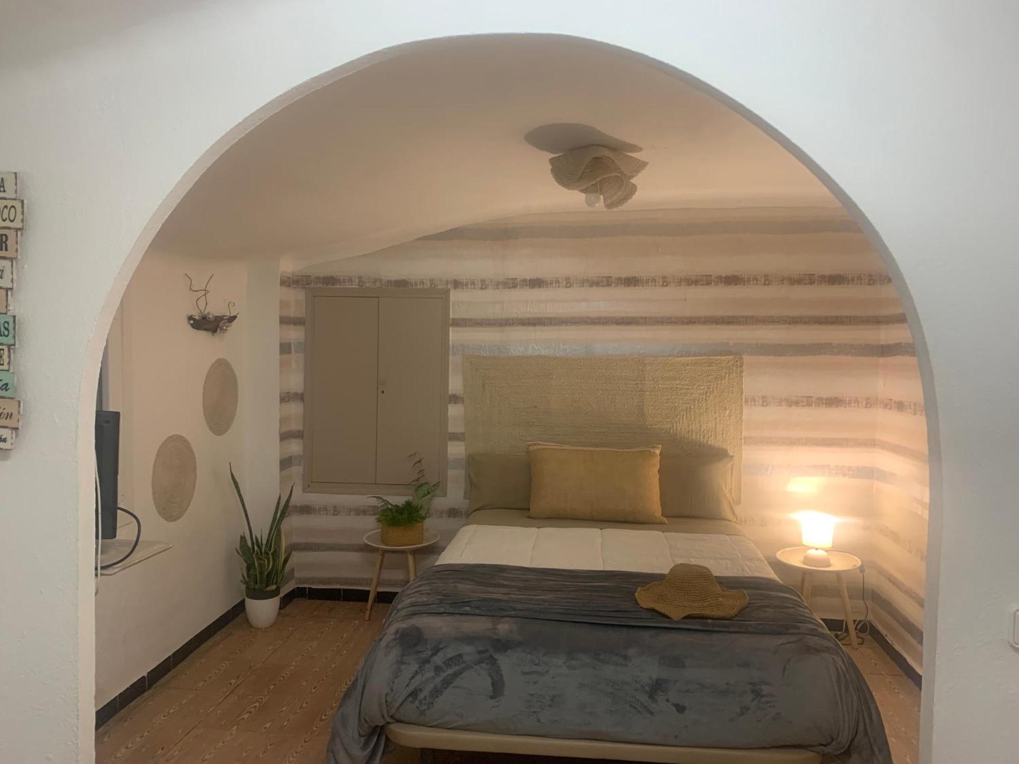 בית הארחה דלטברה 	Casa Enric , Con Zona Infantil, Piscina Y Parking Privado מראה חיצוני תמונה