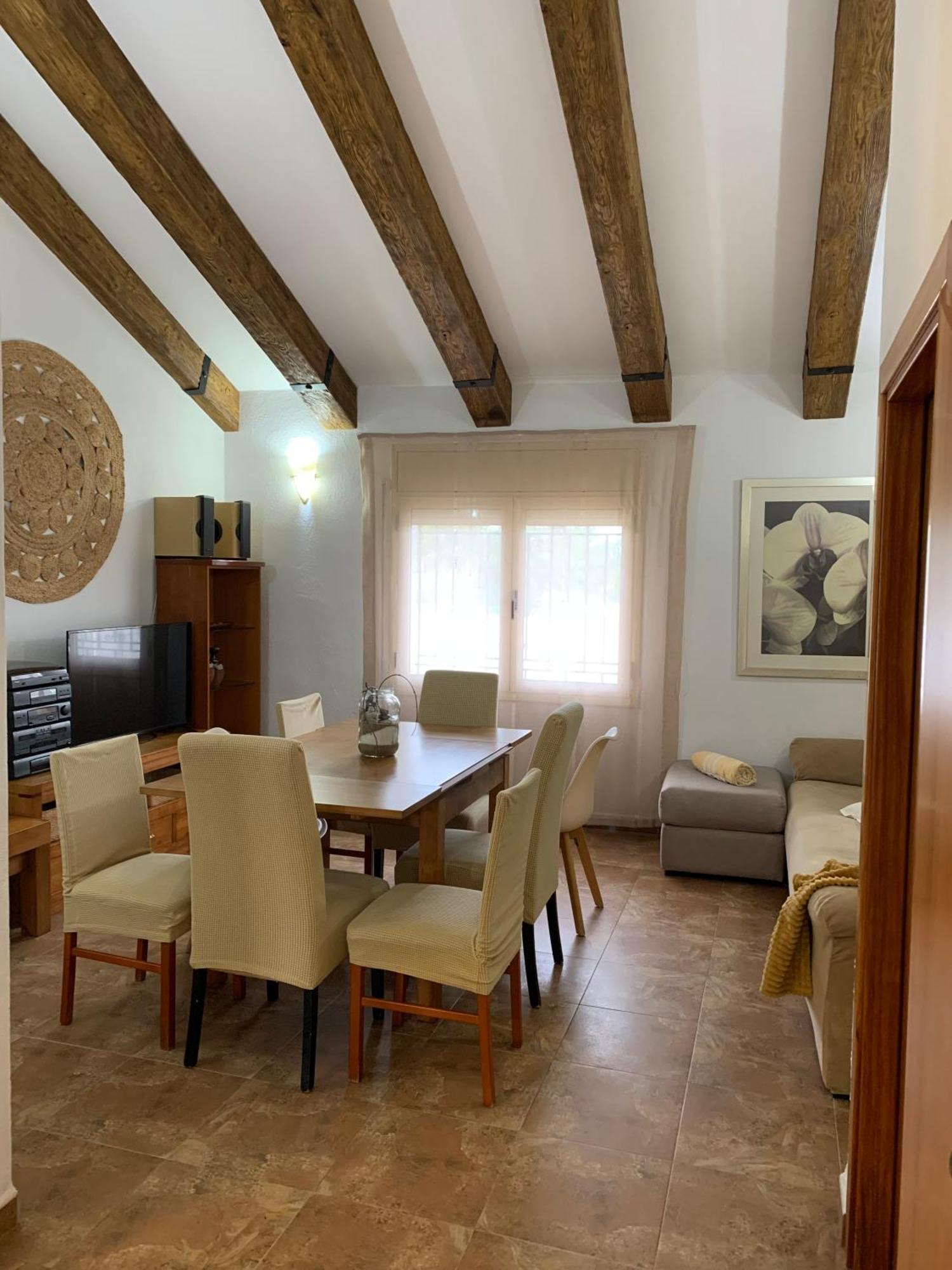 בית הארחה דלטברה 	Casa Enric , Con Zona Infantil, Piscina Y Parking Privado מראה חיצוני תמונה